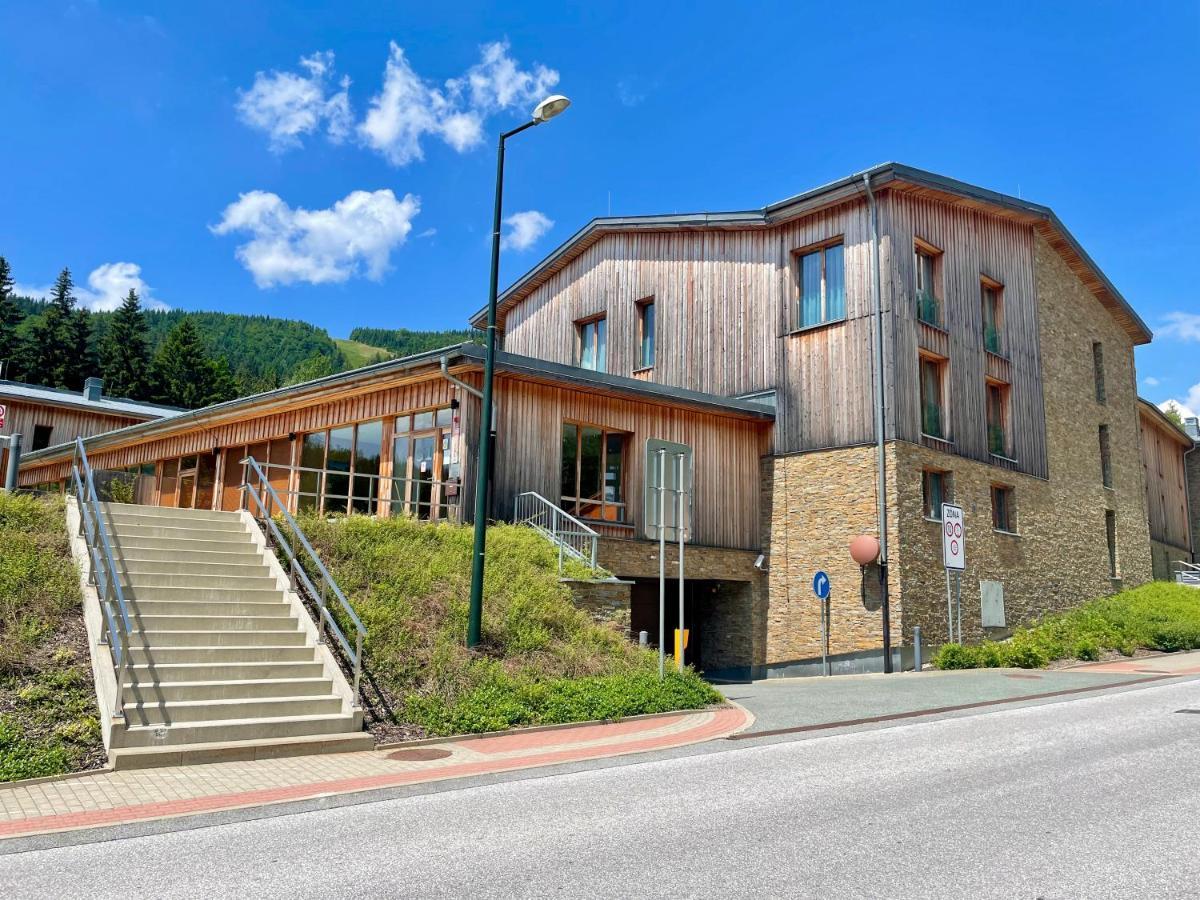 Suites And Apartments Medvedin Špindlerŭv Mlýn Dış mekan fotoğraf